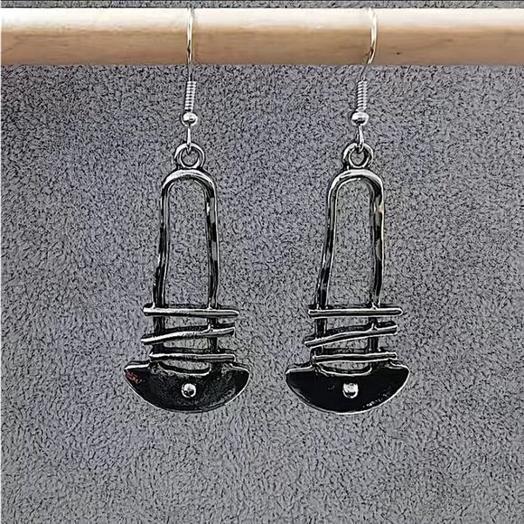 Geometric Bohemian Silver Irregular Vintage Dangle Earrings - Picture 3 of 5